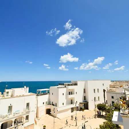 Monachile & - Housea Pensjonat