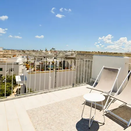 Monachile & - Housea 3*