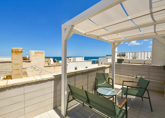 Monachile & - Housea 3* 폴리나노 아마레